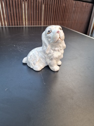 Kleine porzellanfigur hund - kleine,