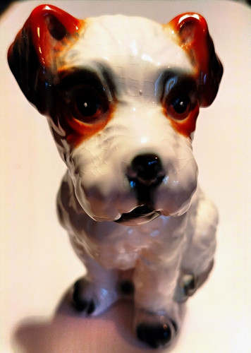 Keramikfigur sitzender hund - keramikfigur,